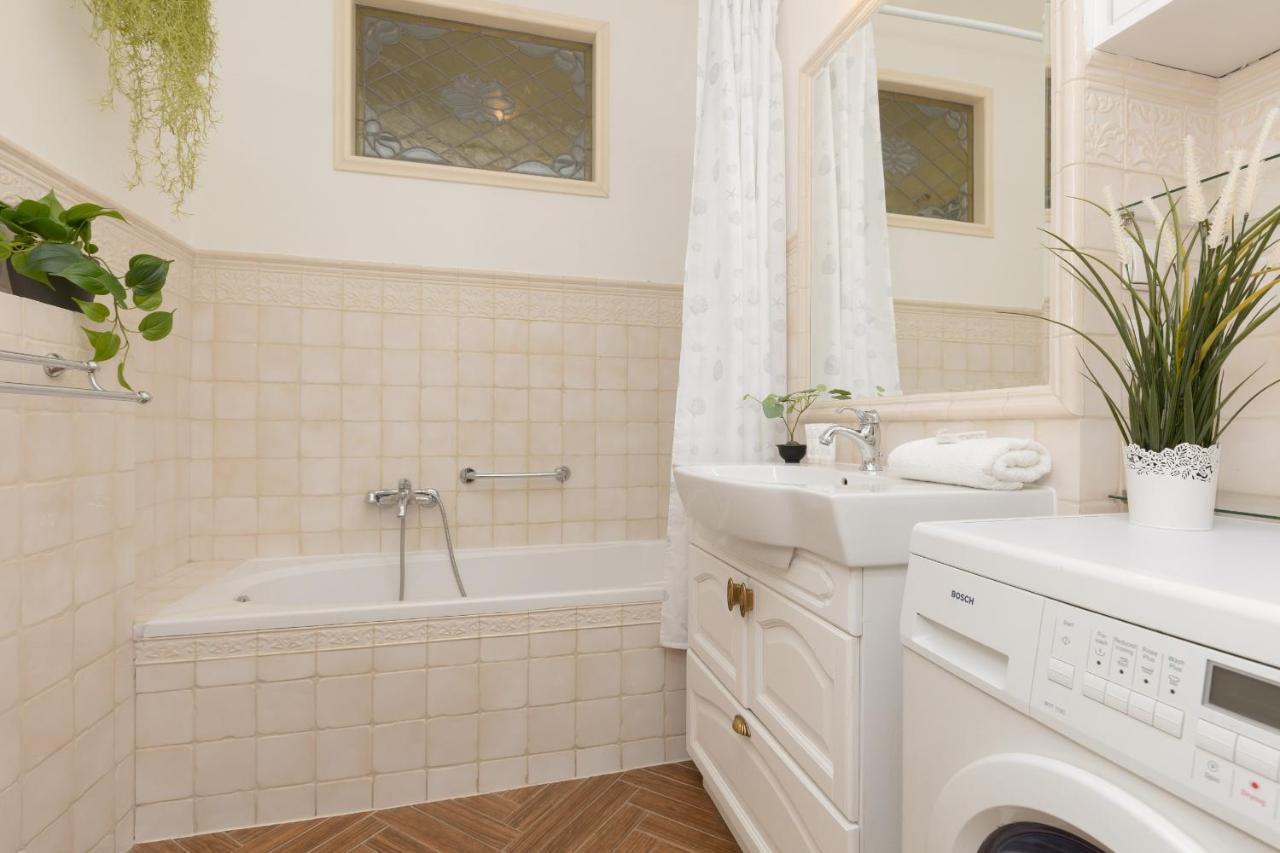 Family Apartment Freta Warsaw Old Town By Noclegi Renters Kültér fotó